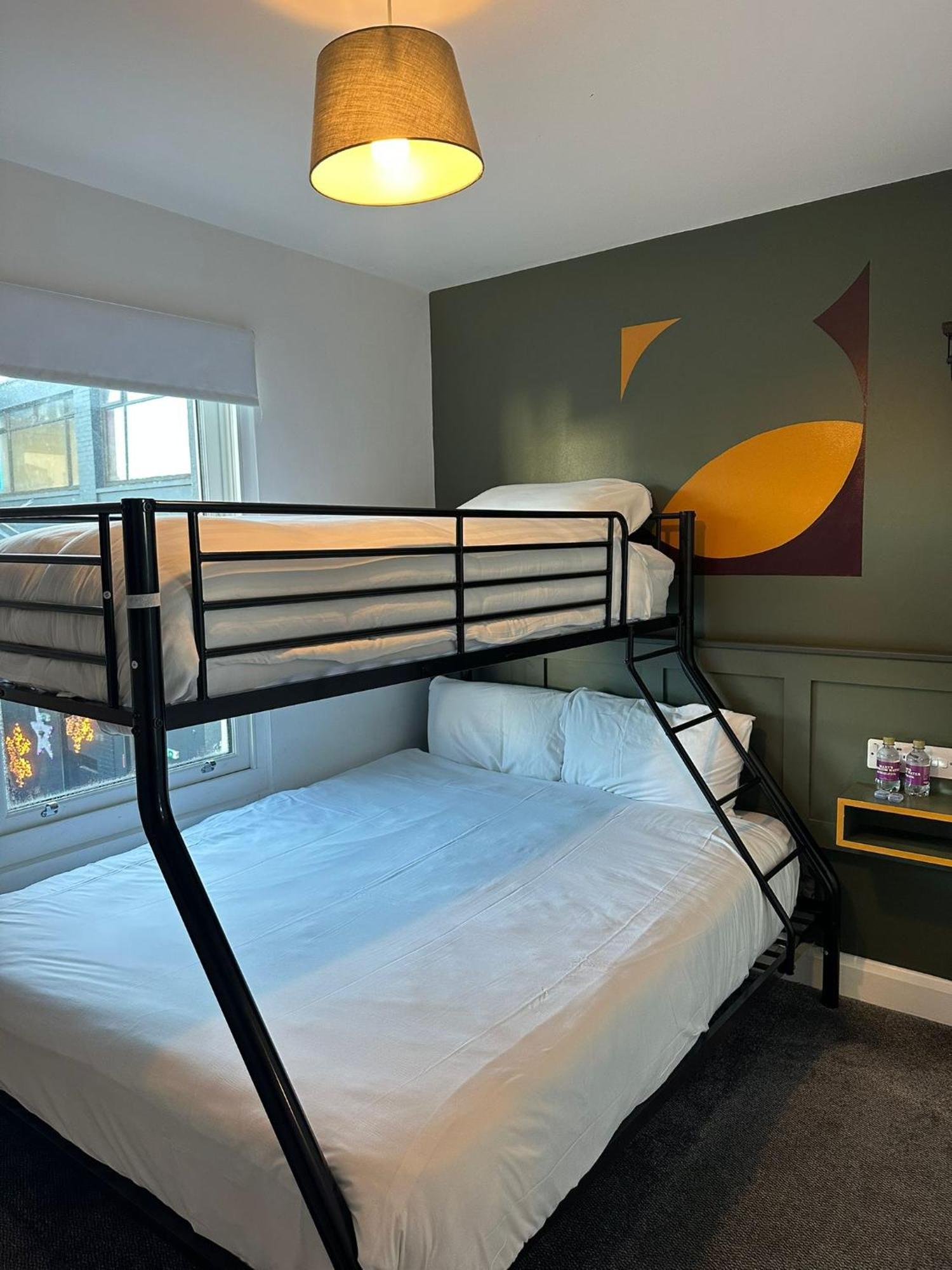Mary Mullen'S Rooms Eyre Square. Galway Zewnętrze zdjęcie