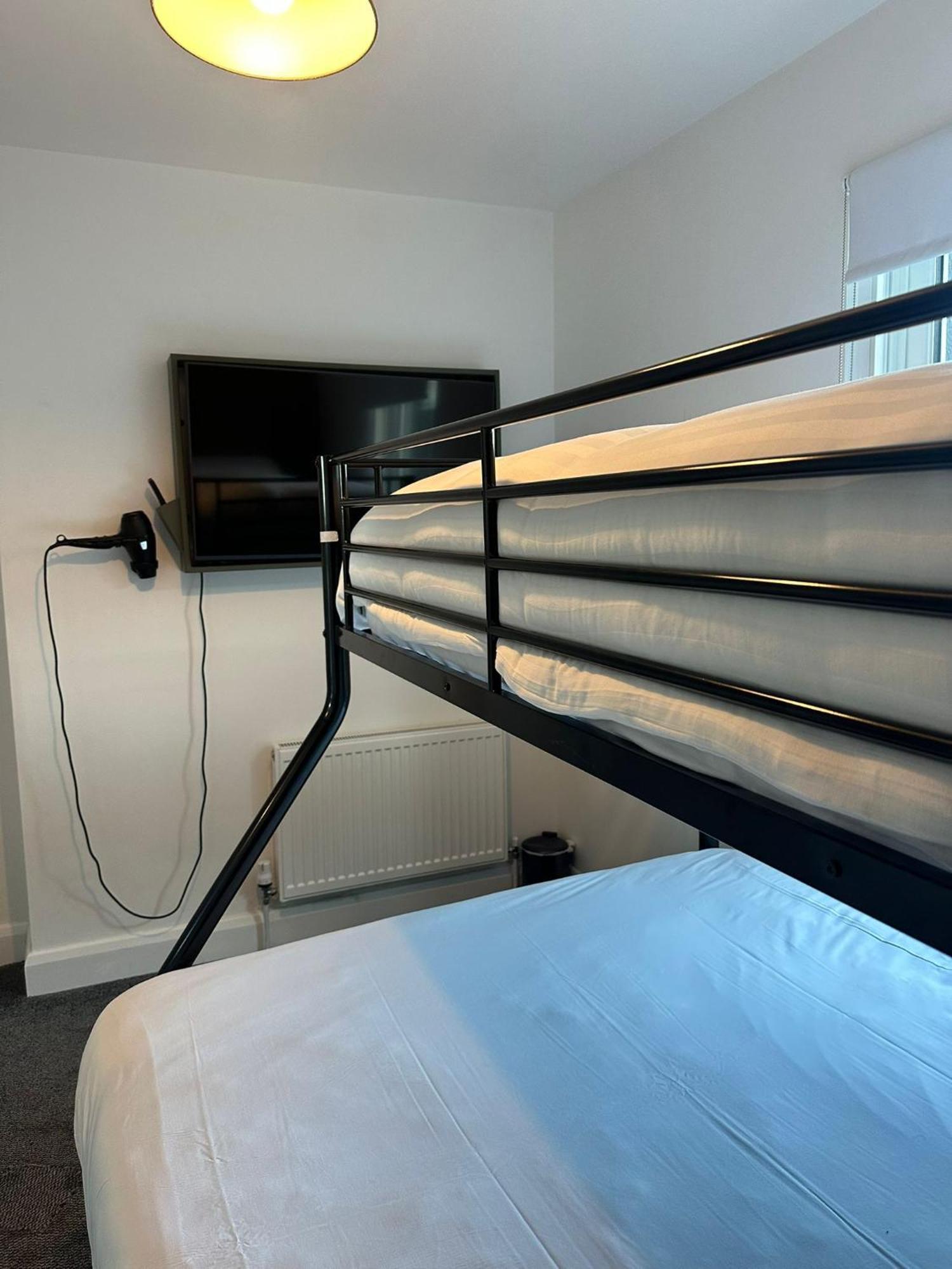 Mary Mullen'S Rooms Eyre Square. Galway Zewnętrze zdjęcie