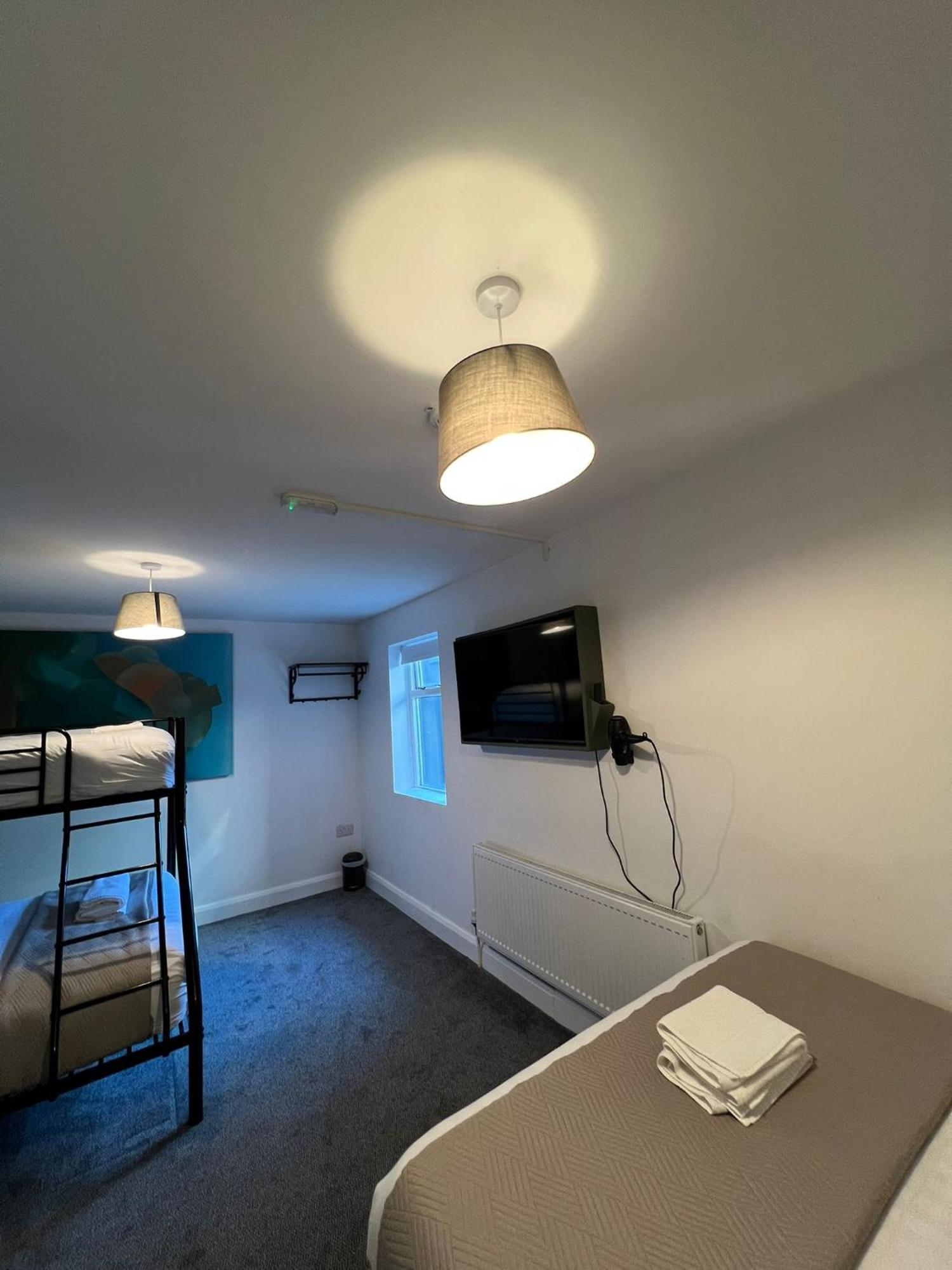 Mary Mullen'S Rooms Eyre Square. Galway Zewnętrze zdjęcie
